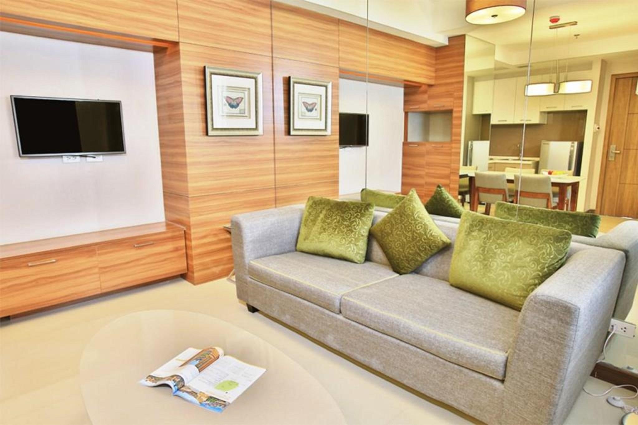 Valero Grand Suites By Swiss-Belhotel Makati City Exterior photo