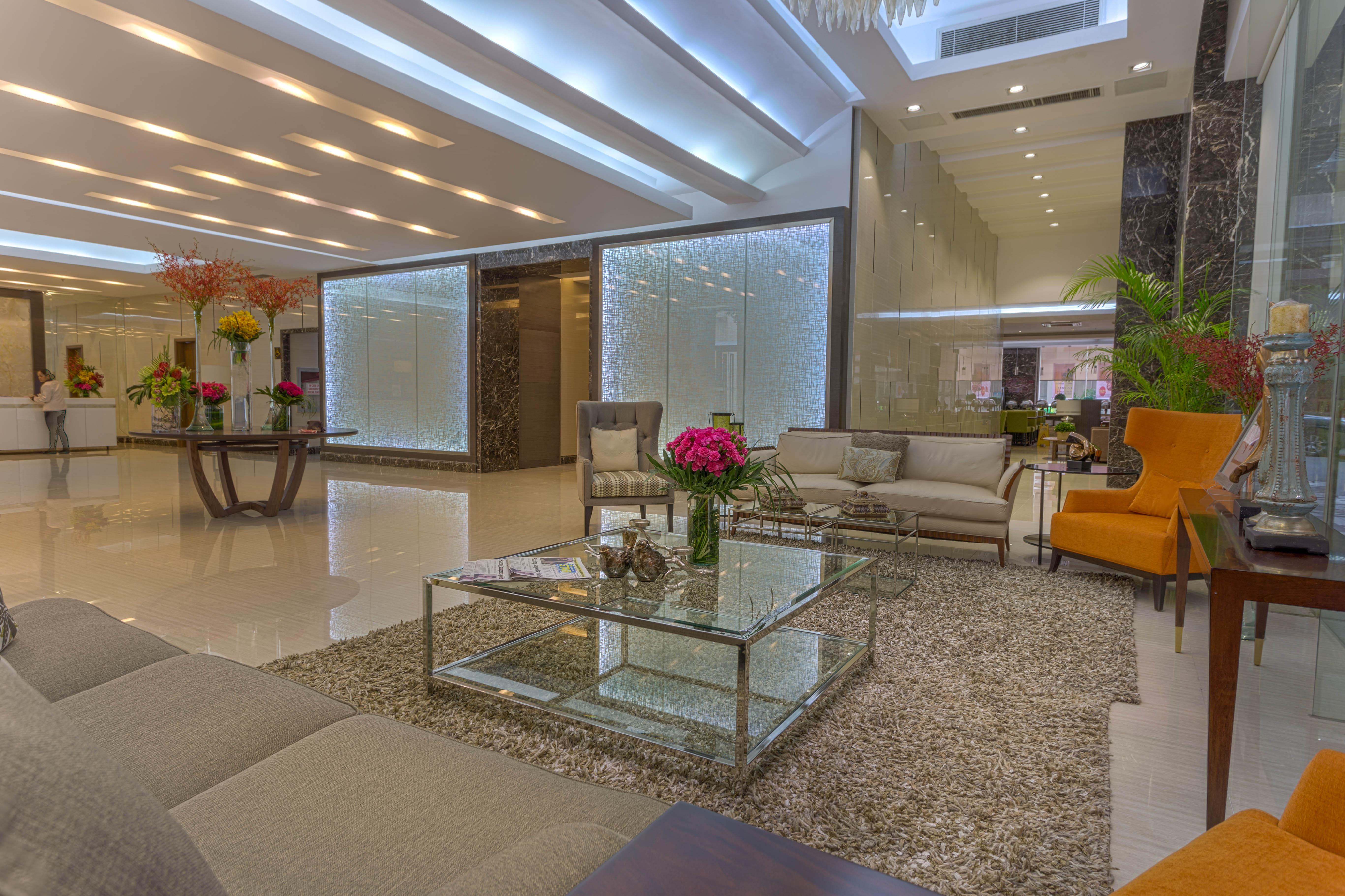 Valero Grand Suites By Swiss-Belhotel Makati City Exterior photo